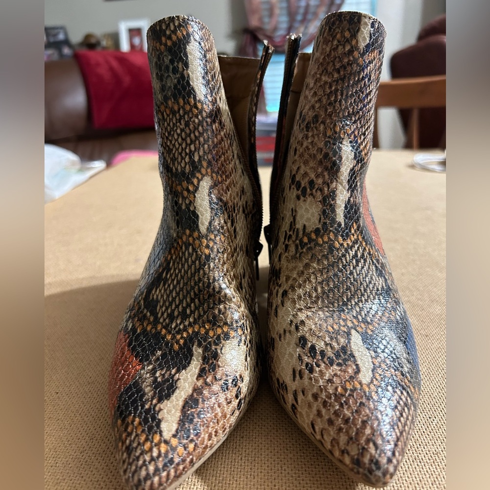 Bamboo short boots